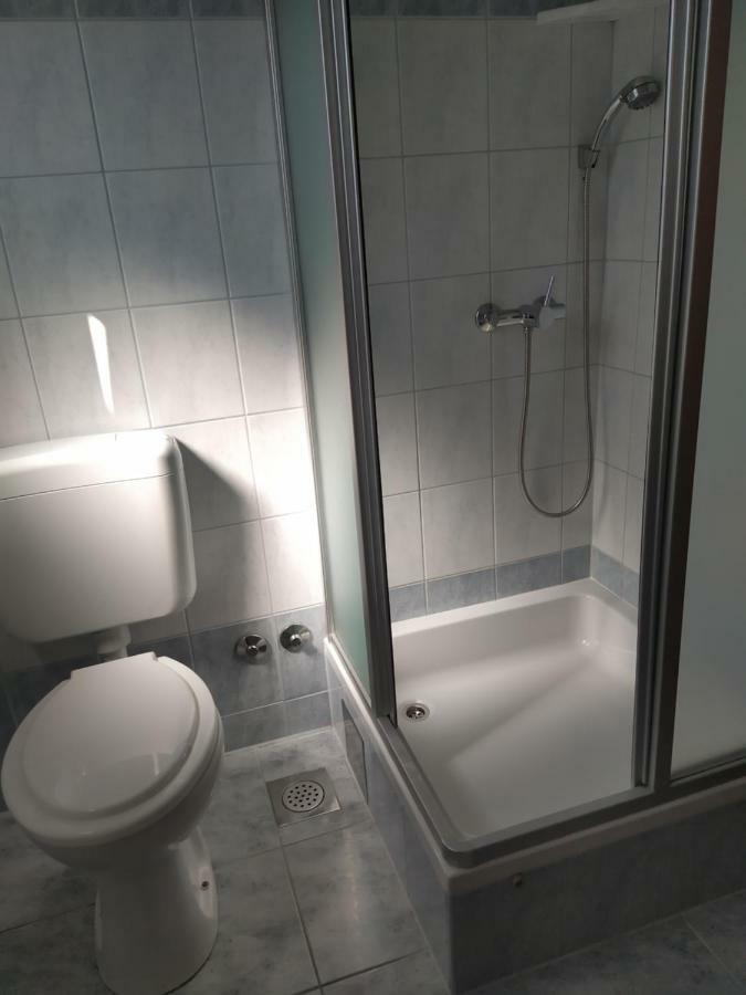 Hotel Pansion Ribica Crikvenica Esterno foto